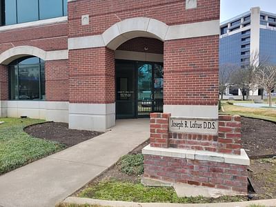 Loftus Family Dentistry