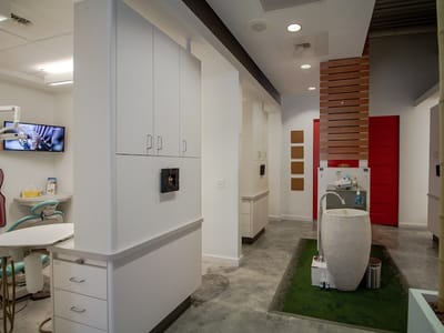 Lowry Main Street Dental