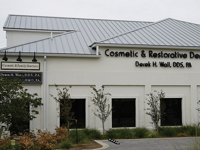 Lynn Haven Family Dentistry: Dr. Derek H. Wall, DDS