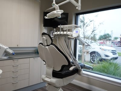 Lynn Haven Family Dentistry: Dr. Derek H. Wall, DDS