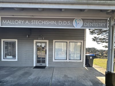 Mallory A. Stechishin, DDS