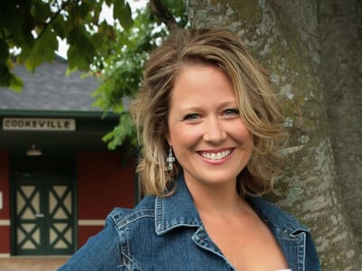 Maple Leaf Implant & General Dentistry