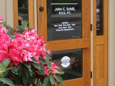 McKenzie River Dental