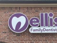 Nellis Family Dentistry: Nicole A. Nellis, DDS
