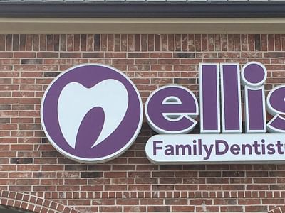 Nellis Family Dentistry: Nicole A. Nellis, DDS