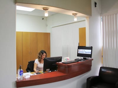 Orange Gentle Dentist