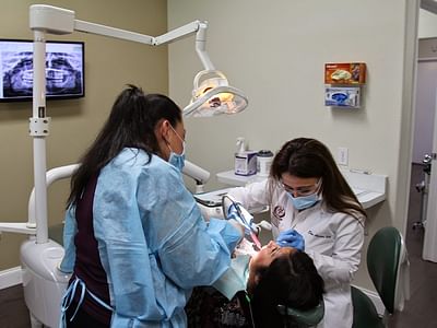 Orange Gentle Dentist