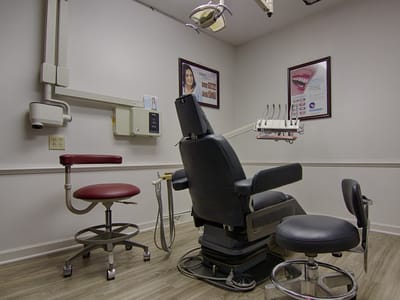 Palmetto Smiles of Charleston Family, Cosmetic & Implant Dentistry