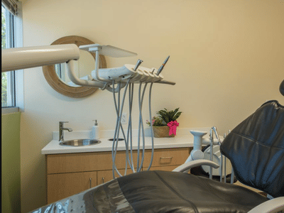 Parkway Dental: Michael D Haight, DDS