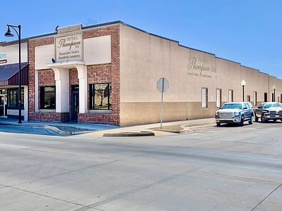 Peter L. Thompson, DDS