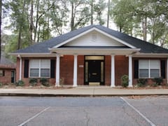 Phillips E Nancy DDS PA