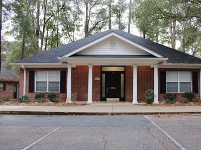 Phillips E Nancy DDS PA