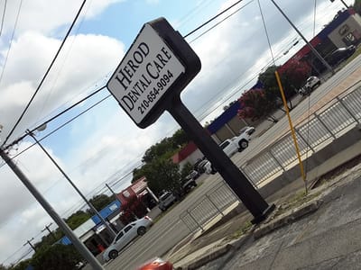 Premier Dental Center Universal City