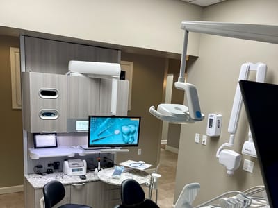 Ray Dental Group