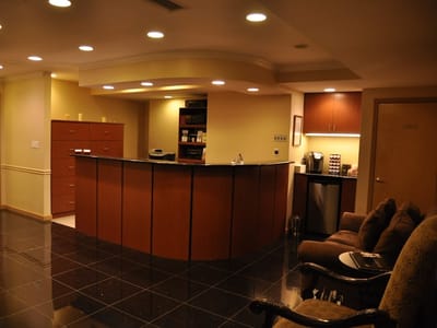 Restorative & Implant Dentistry of Bayside