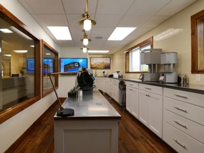 Roberts & Hall Dentistry