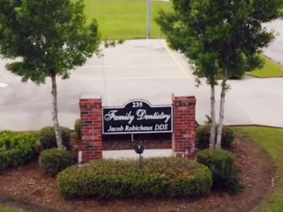 Robichaux Family Dental