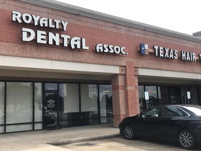 Royalty Dental Associates