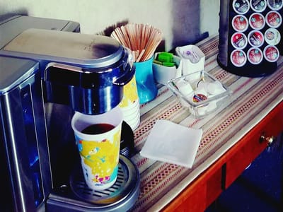 Sahara Family Dentistry - Dr. Ron Espinueva & Dr. Bob Earl