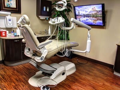 Sam Namdarian - Fresno Smile Makeovers, Premier Cosmetic Dentistry