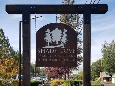 Shady Cove Family Dentistry: Murphy Luke B DMD