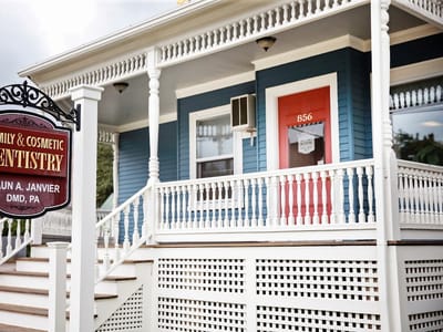 Shaun Janvier, D.M.D., Implant Cosmetic Family Dentistry