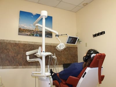 Smile Now Dental: Thomas Pham, DMD