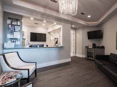 Smileology Miramar Beach - Implant, Cosmetic & Family Dentistry