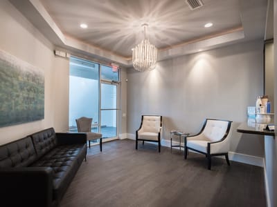 Smileology Miramar Beach - Implant, Cosmetic & Family Dentistry