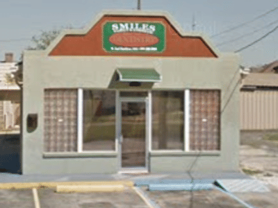 Smiles Family Dentistry & Cosmetics - Dr. W. Earl Harkless, DDS