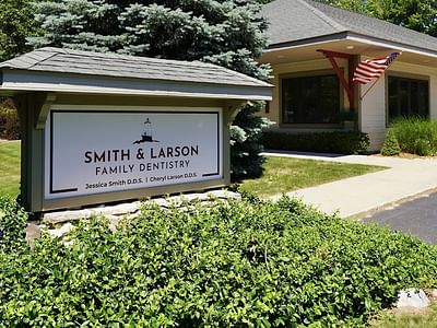 Smith and Larson Family Dentistry