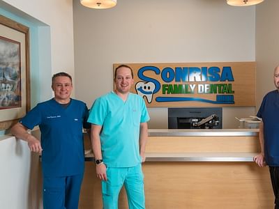 Sonrisa Family Dental