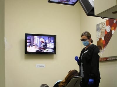 South Chico Dental Care: Daniel D. Surh, DMD