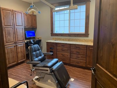 Summit Oral Surgery & Implant Center