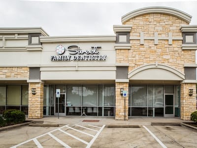 SWEET FAMILY DENTISTRY