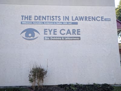 The Dentists In Lawrence