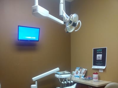 The McHenry Dentist