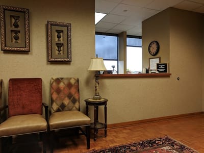 The Smile Center Memphis - Dr.Mehdi Sadeghi, DDS
