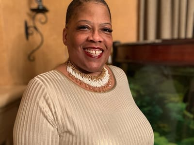 The Smiling Dentist: Monica Bruce, DDS