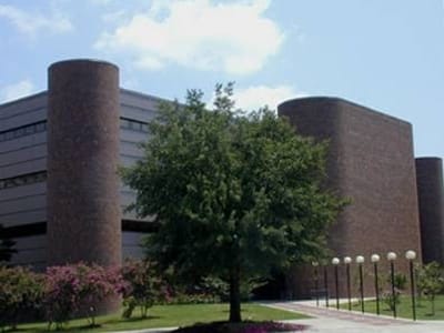 The University of Tennessee Health Science Center :College of Dentistry