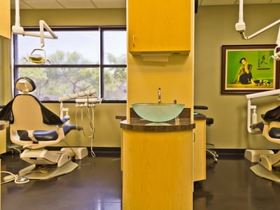 Thomas Pham Dentistry