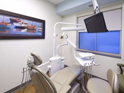 Town Dental - Excelsior