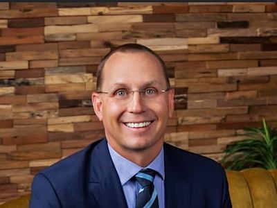 Troy Keyes DDS: Embrace Dentistry (North Hwy 81)