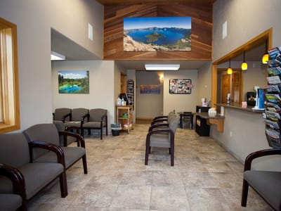Tucker & Gailis Dental