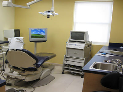 United Family Dentist