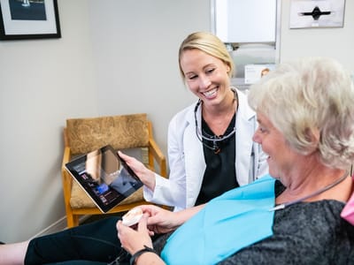 University Ave Dental