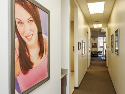 University Hills Modern Dentistry