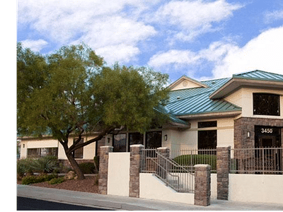 Willow Springs Dental - Dr. Marc McRae