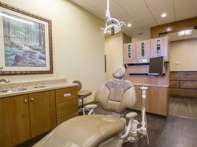 Winterholler Dentistry & Implant Surgery- Laurel Office